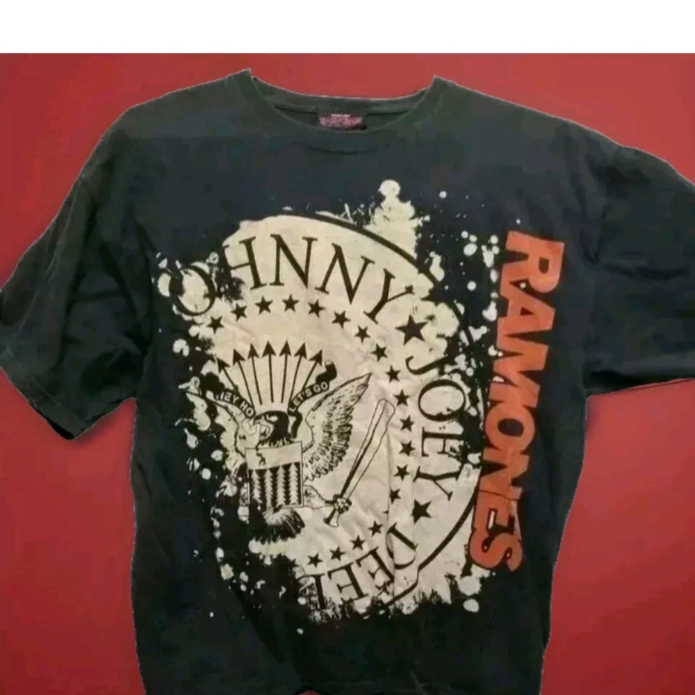 The Ramones 1234 Band Logo Splatter Paint Punk Rock Double Sided Shirt